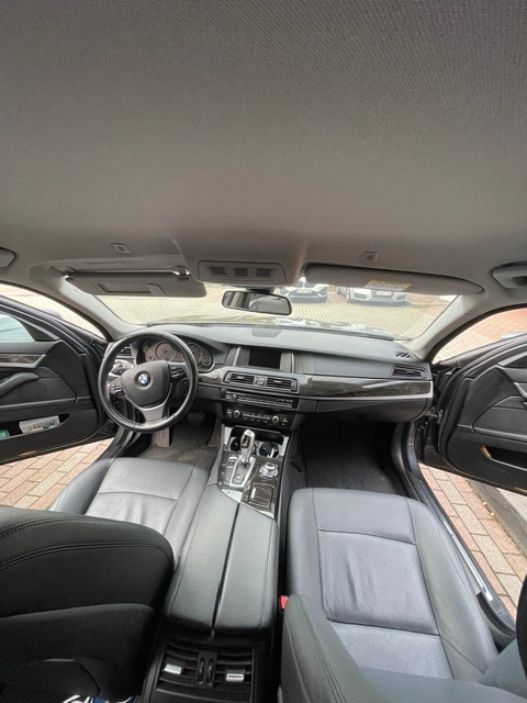 Predám BMW 520d Touring (F11) 2015 - 9