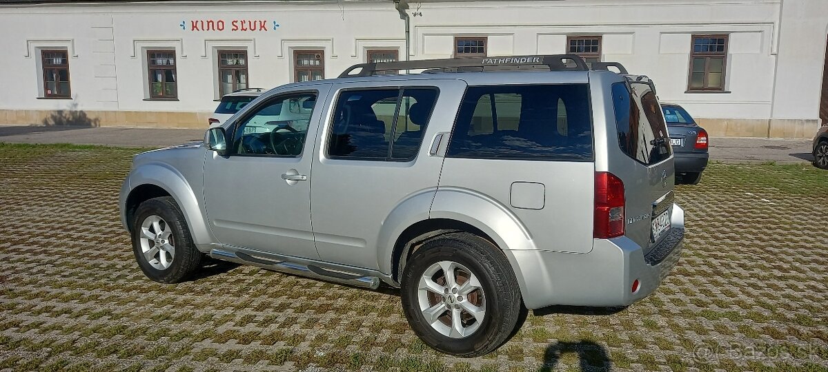 Nissan Pathfinder 2.5D 2009 4x4 - 9