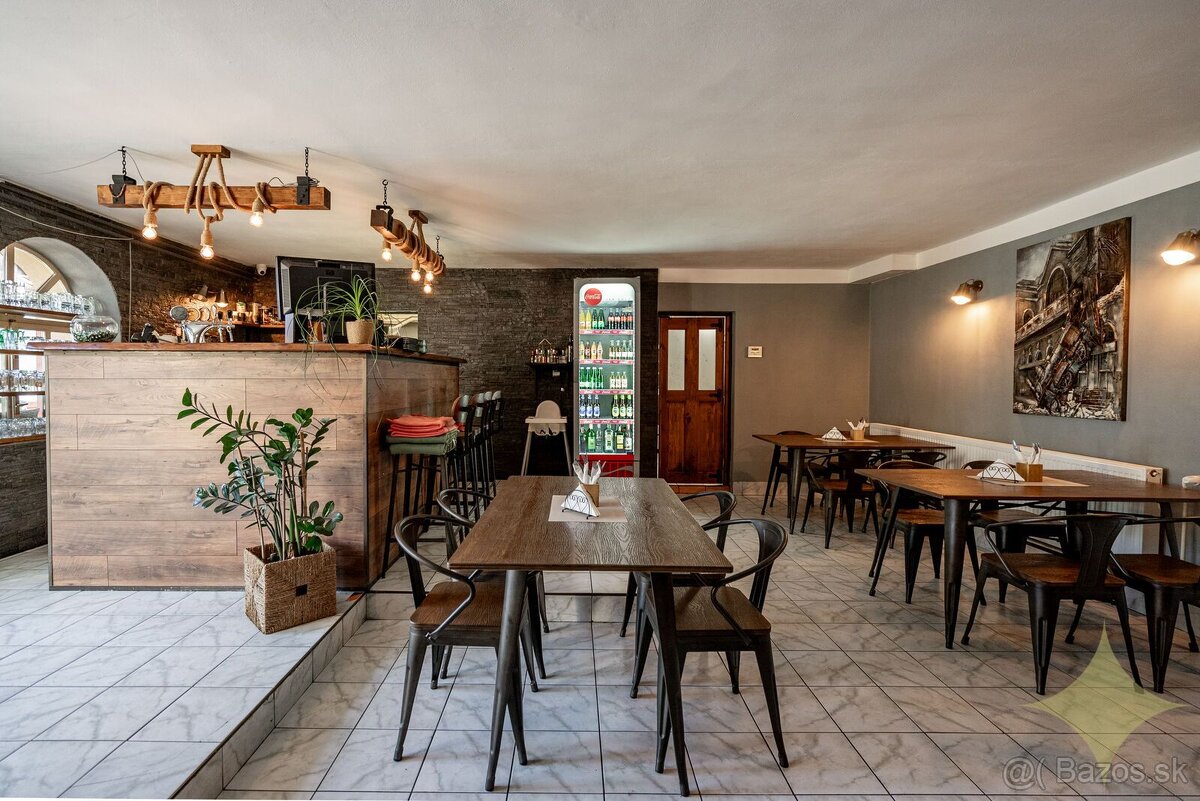 Exkluzívne na predaj polyfunkčný objekt v meste Banská Štiav - 9