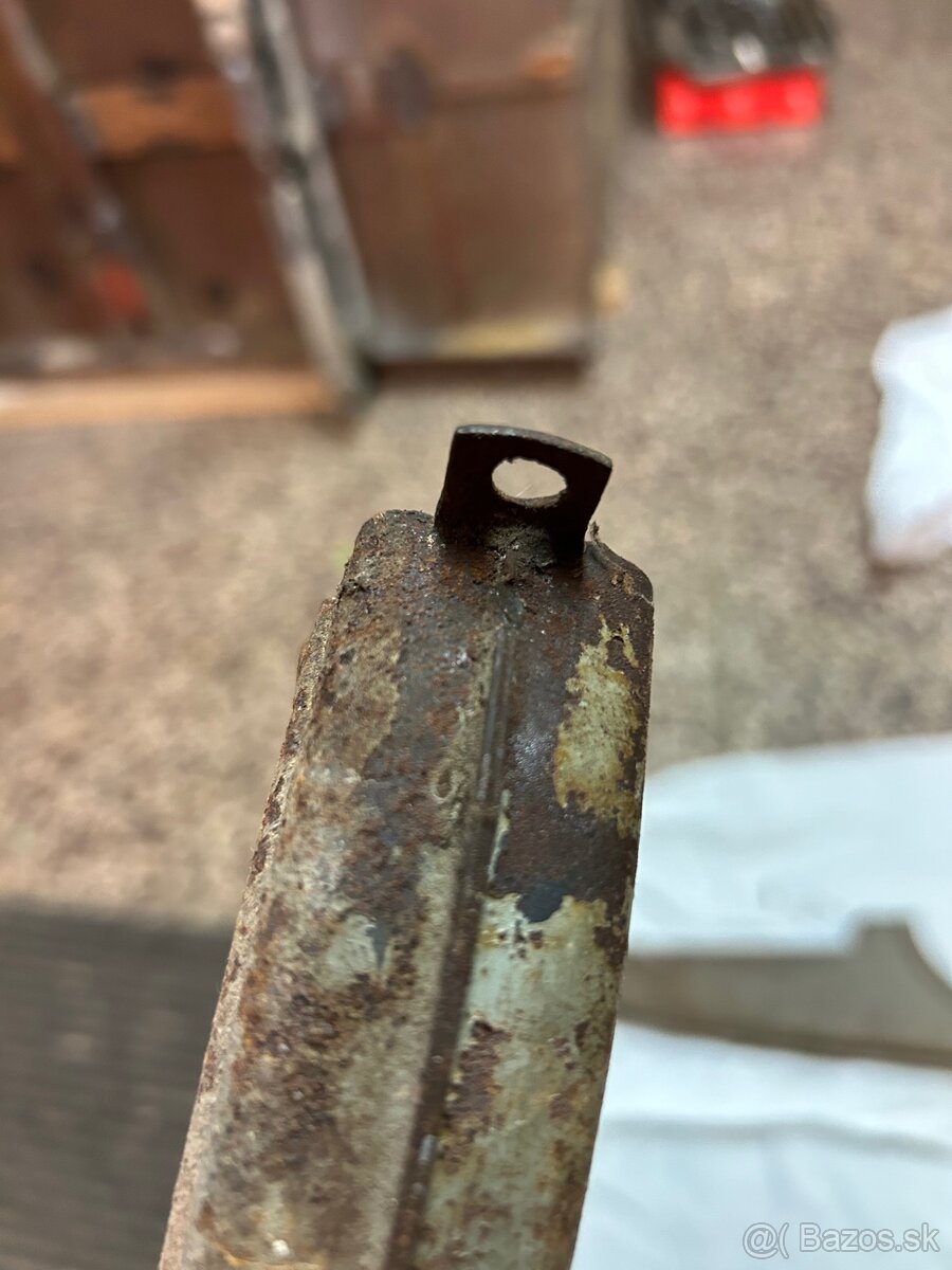 Kryt retaze panelka - 9