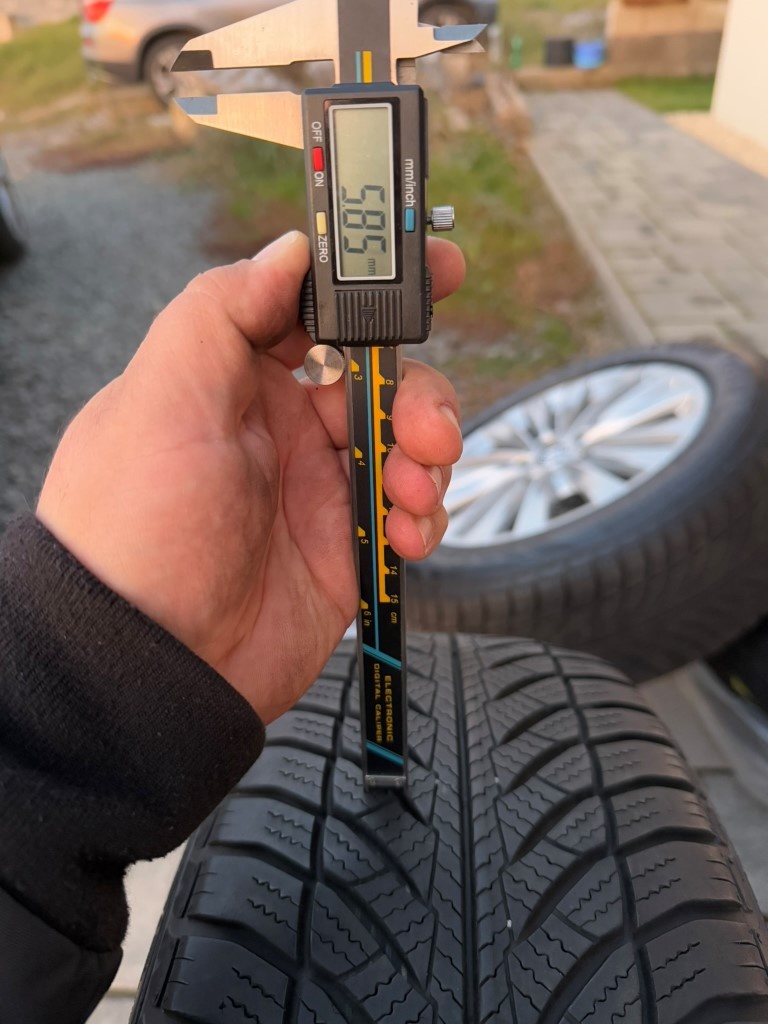 BMW F45 F46 F40 F44 16" alu disky kolesa pneumatiky zimne - 9