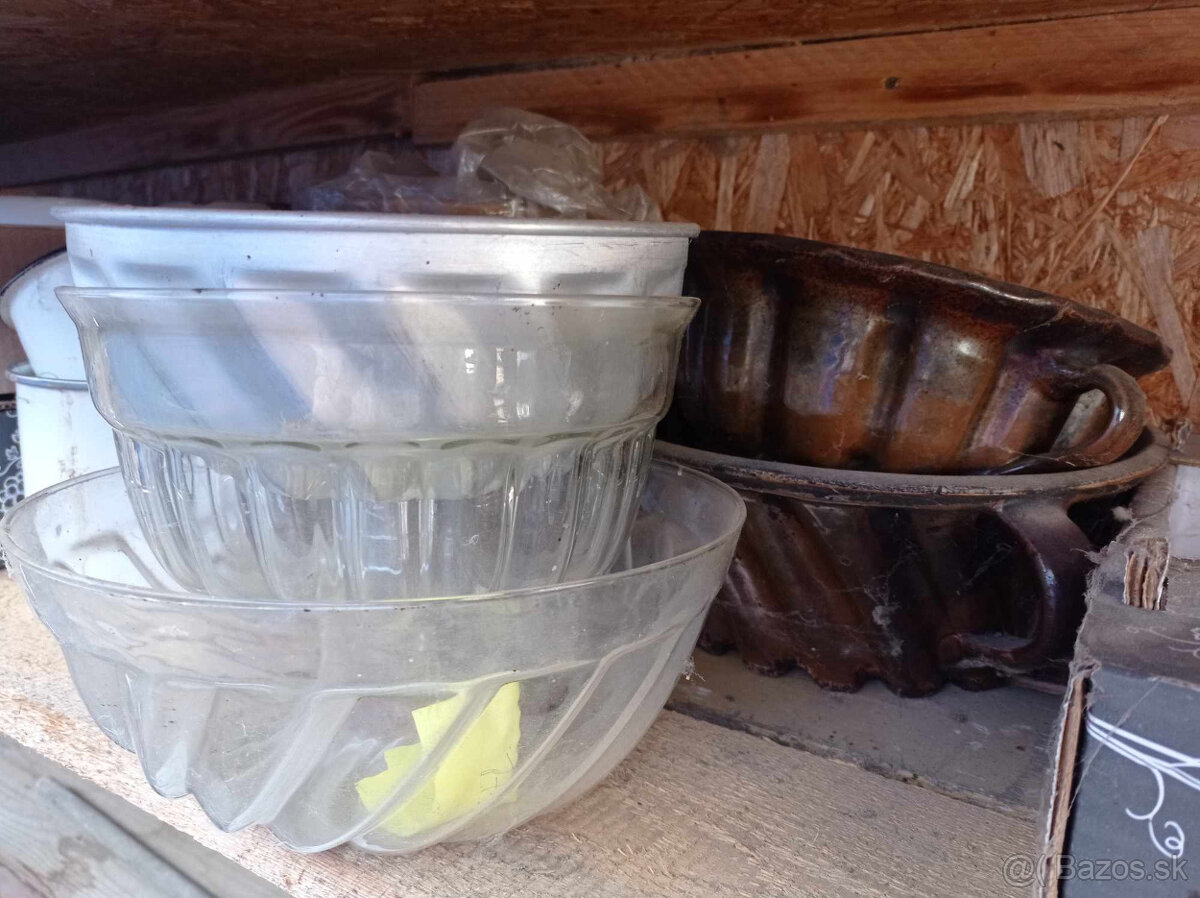 Smalty a hlinená nádoby na predaj - 9