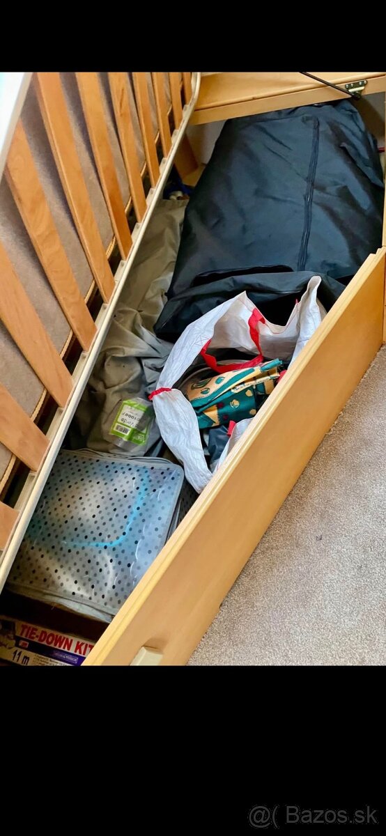 Prodám Karavan Pevná postel - Mover - 9