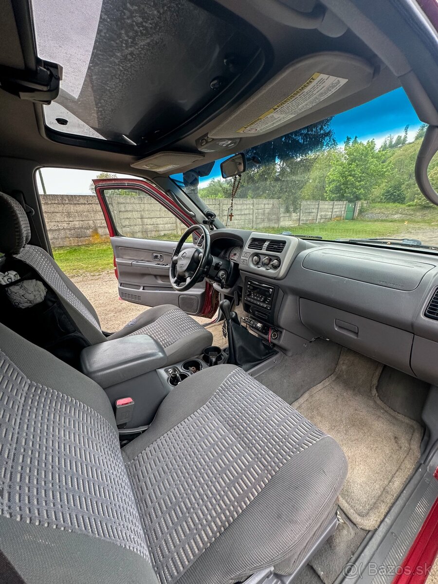 Nissan Xterra 4x4 - 9