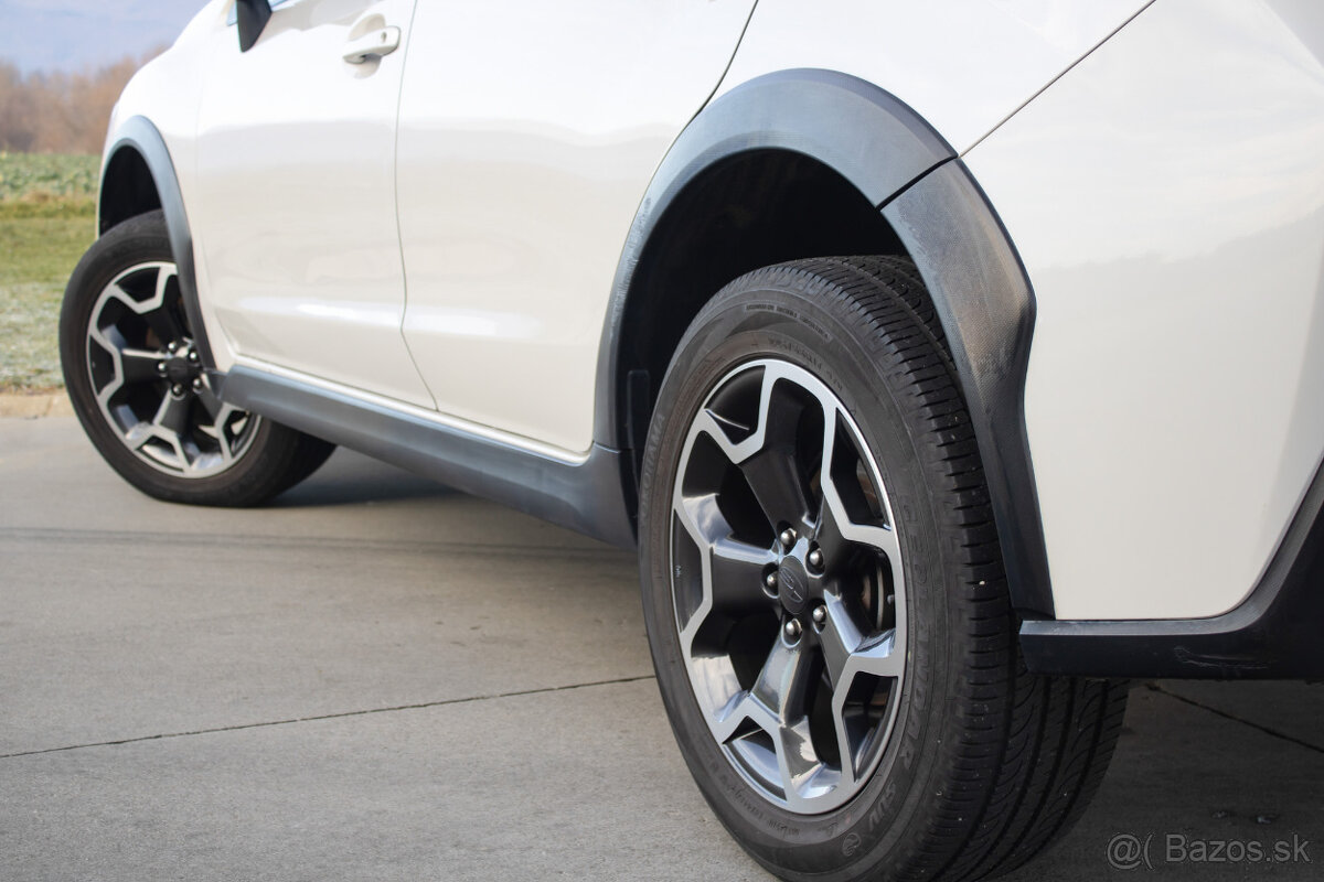 Subaru XV 2.0i Exclusive benzín 4x4 automat - 9