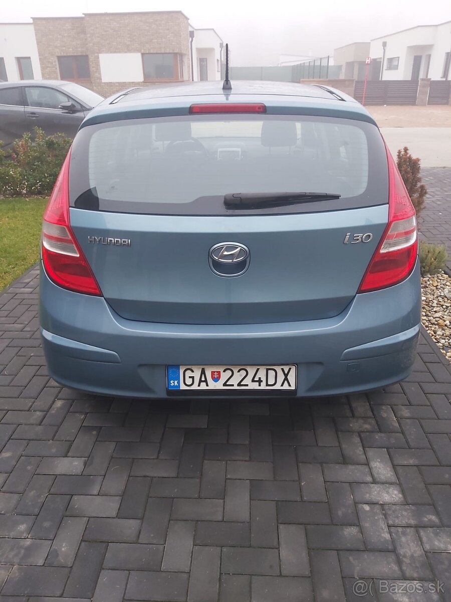 Predám Hyundai i30 2010 - 9