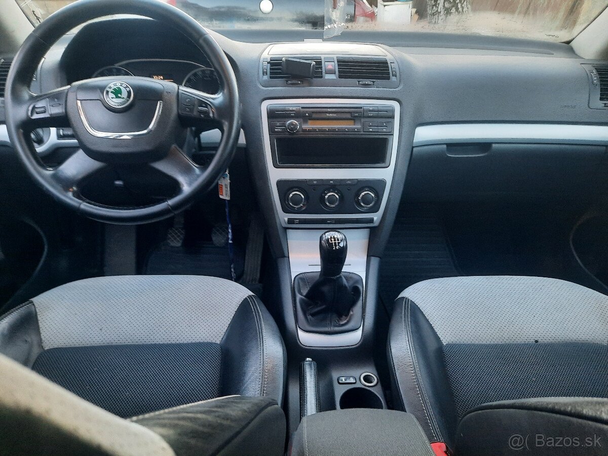 Octavia 2 facelift - 9