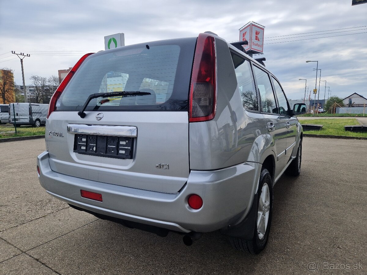 Nissan X-Trail 2.2 dCi Elegance - 9