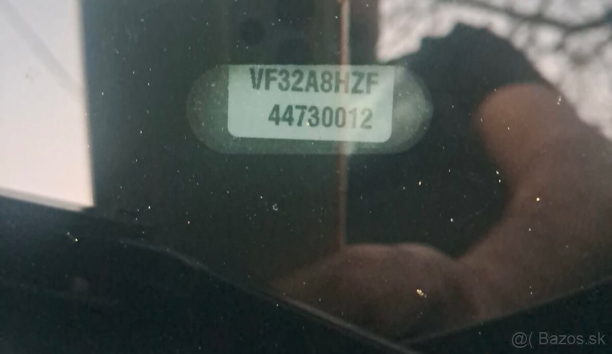 Predám auto Peugeot 2006 - 9