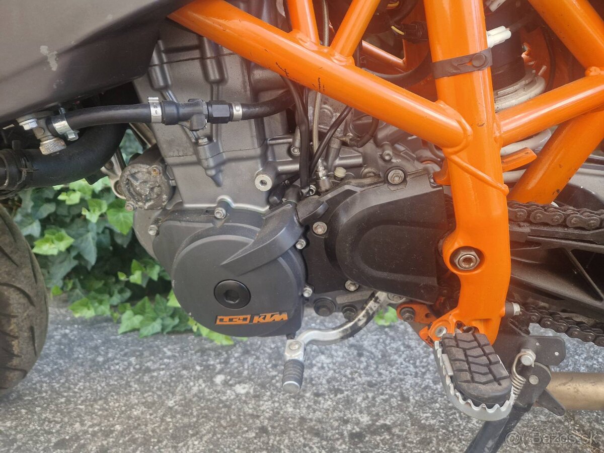 Ponúkam na predaj KTM 690 - 9