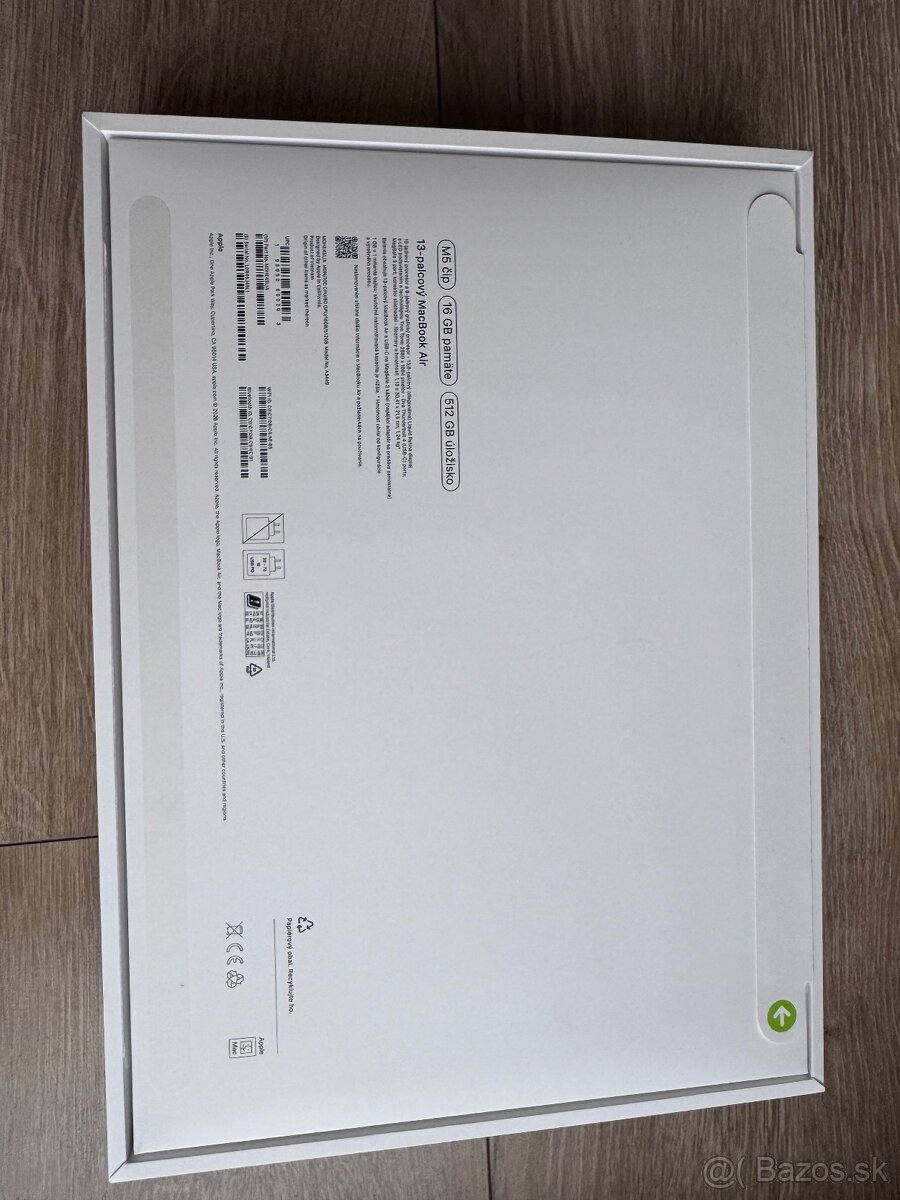 Apple MacBook Air 13” M5 / 16 GB / 512 GB - 9