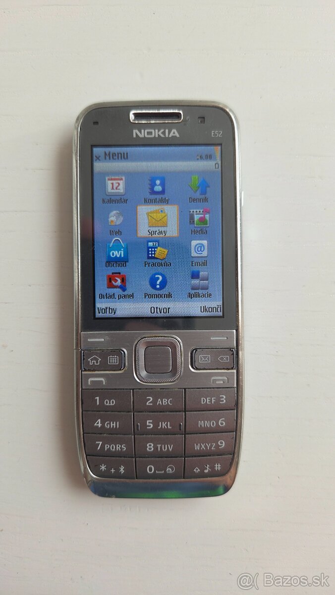 Predam Nokia E52 - 9