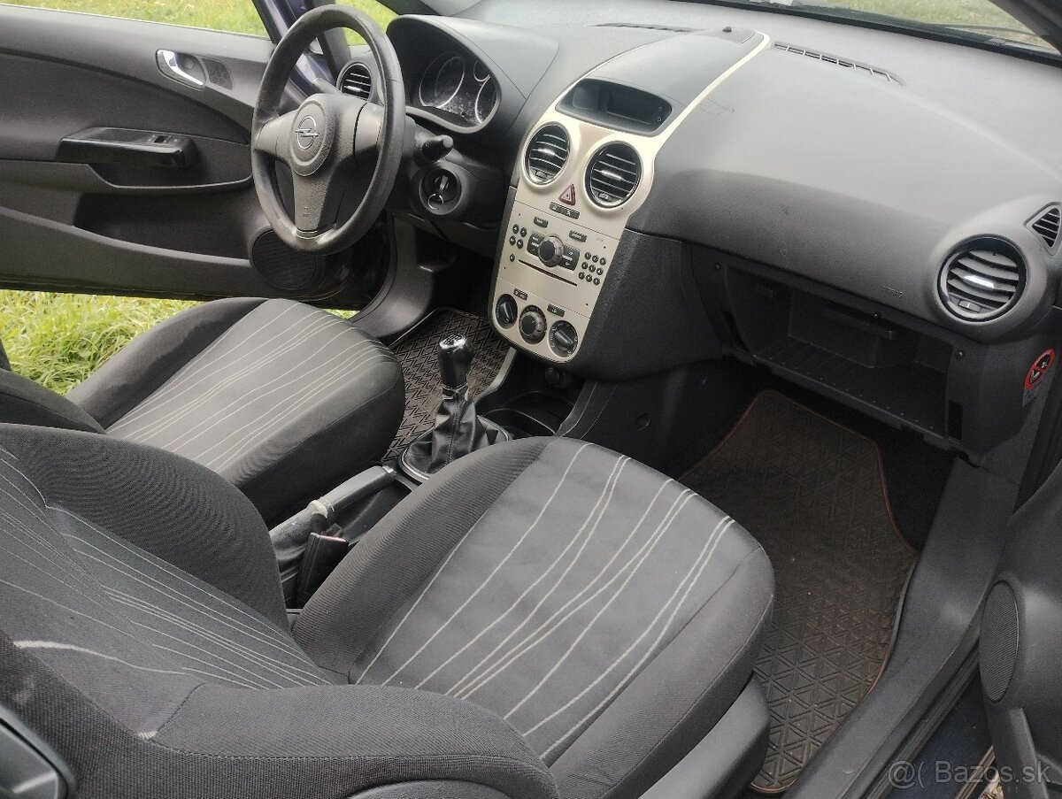 Opel Corsa 1.0i, 44 kw, rv2008 - 9