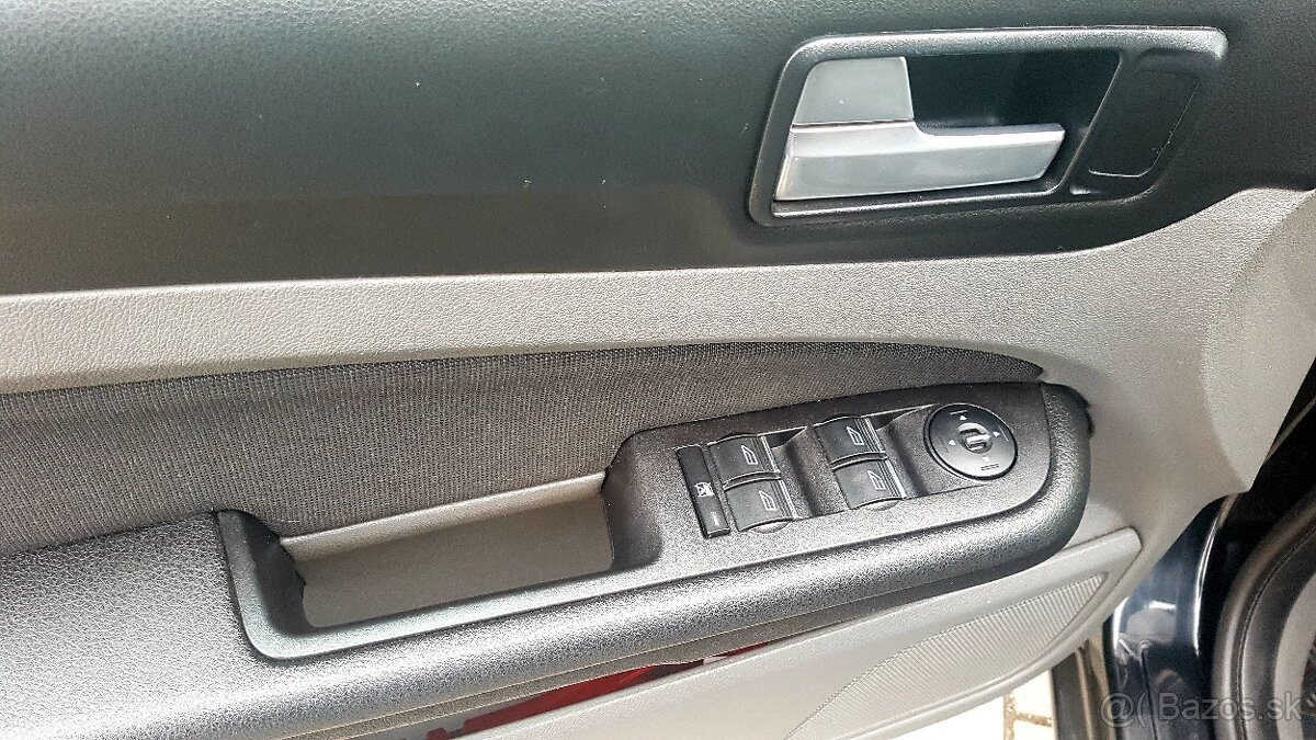 🟢Predám Ford Focus combi MK2 2.0 TDCi - 9