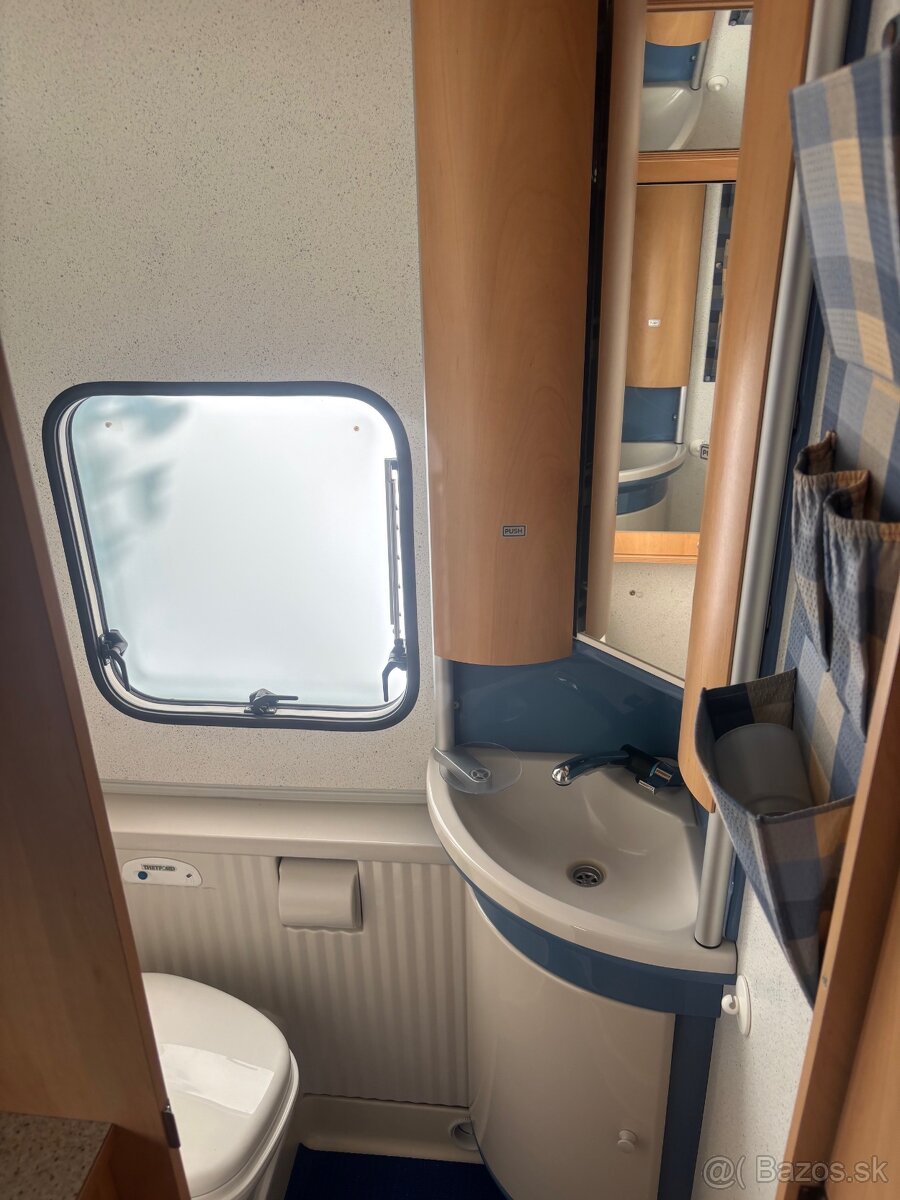 Predám karavan Burstner 460 -bojler-sprcha-predstan r.v.2001 - 9
