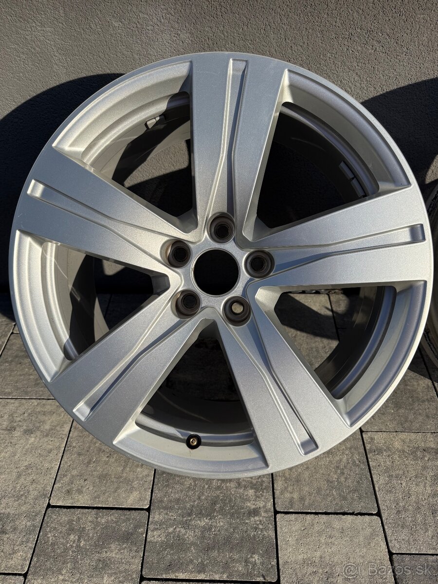 Audi hliníkové disky R18 - 9