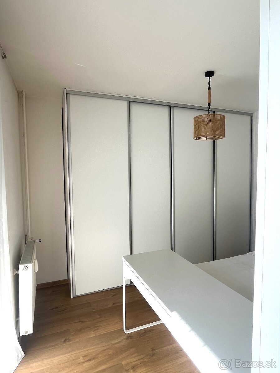 Krásny prerobený 1,5 izbový byt - 9