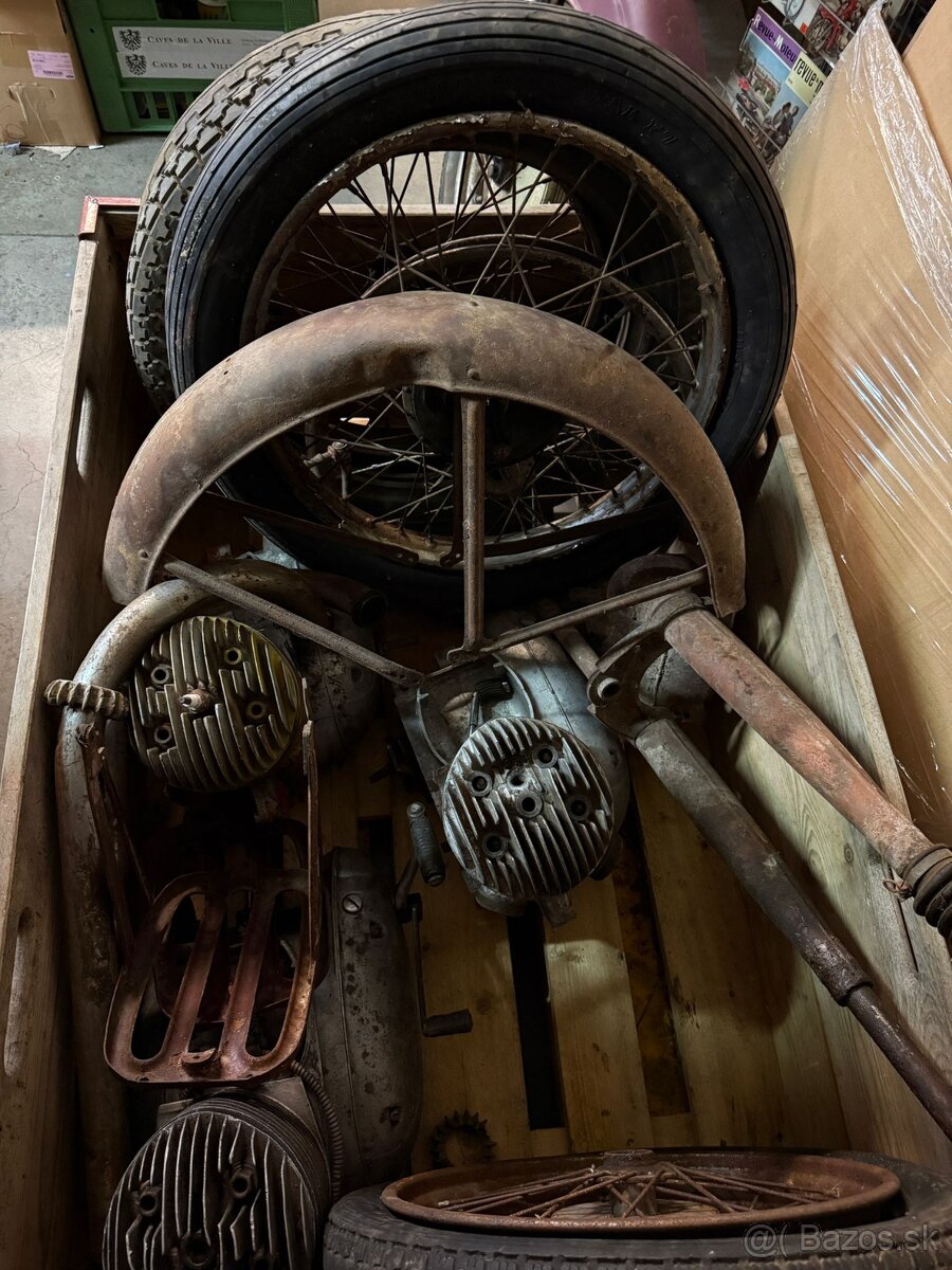 Perak 250 FJ r.v. 1947 s TP dovoz - 9