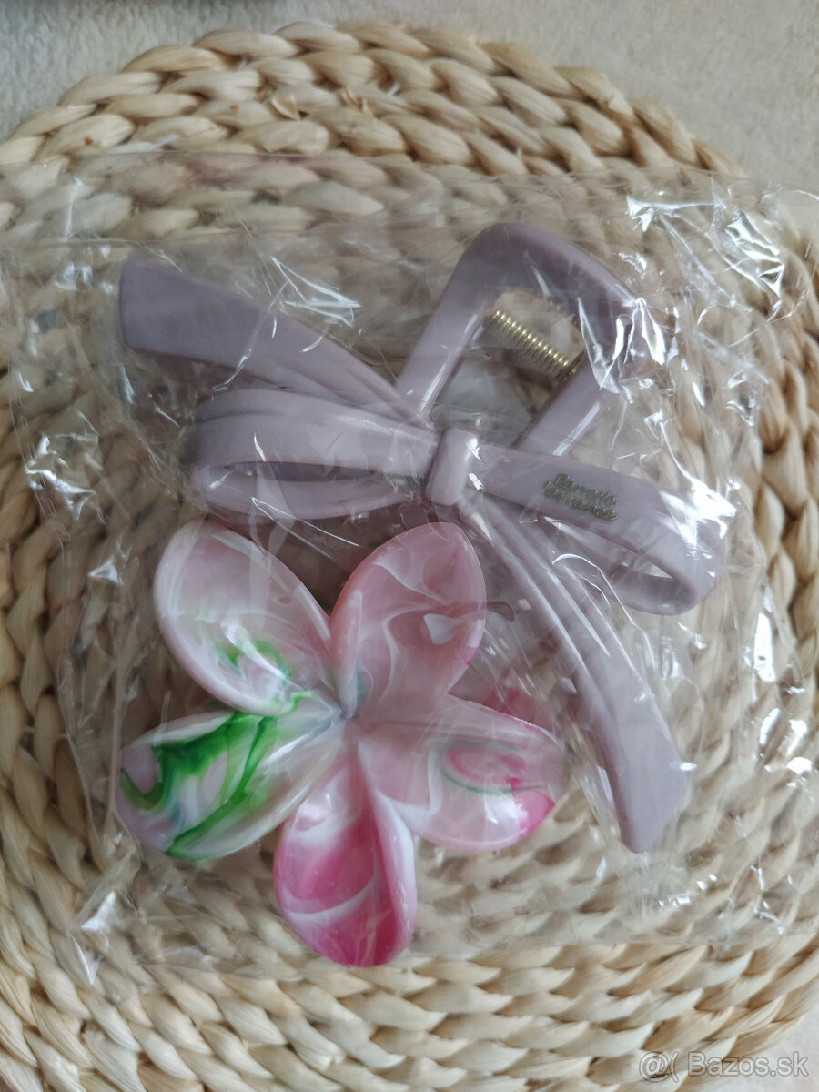 NOVÉ rôzne náušnice a vlasové doplnky (osobný odber) - 9