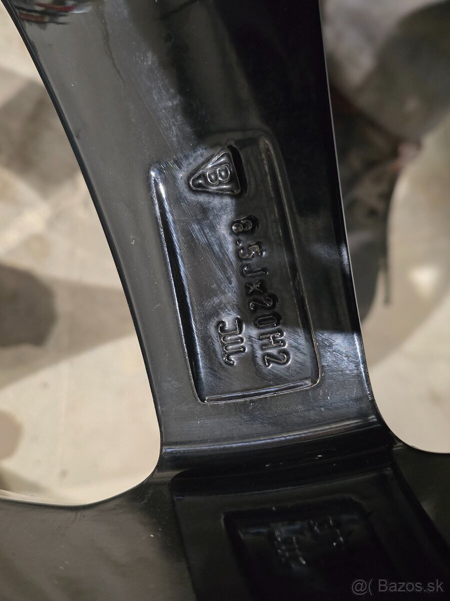 Zimná Sada TESLA 5x114,3+Continental 235/35 R20 - 9