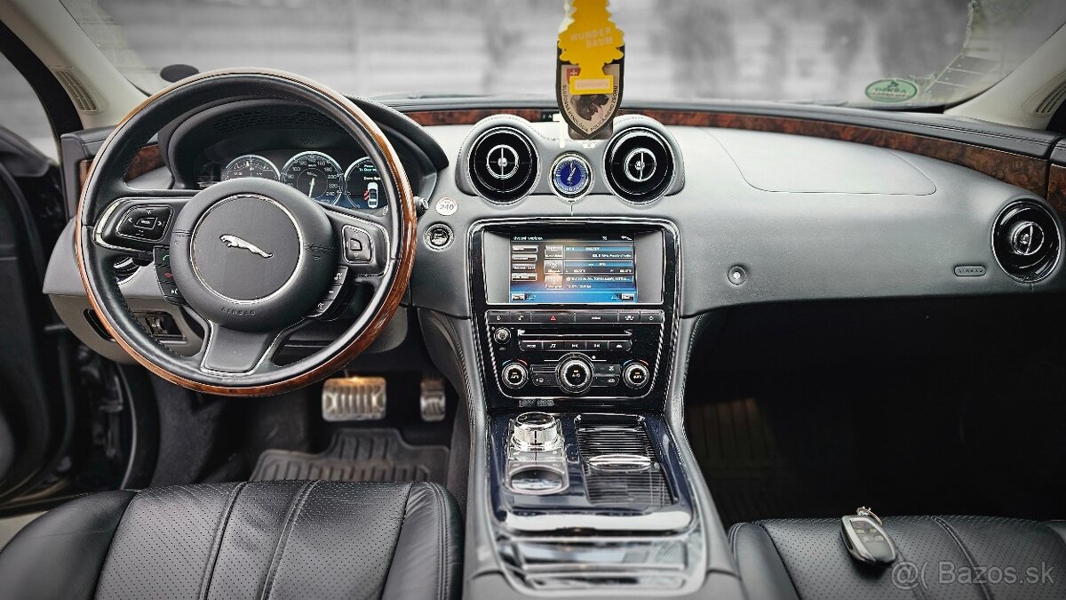 Jaguár XJ Long3,0 TDI - 9