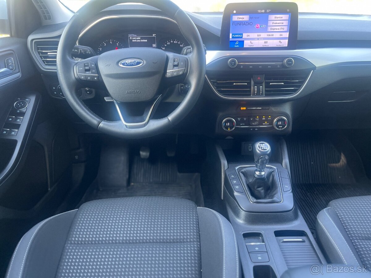 Ford Focus Kombi 1.0 EcoBoost - 9