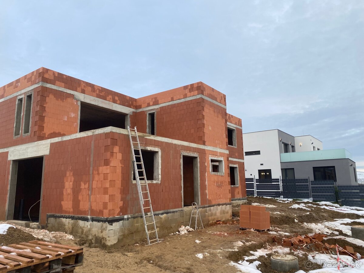 MONOLITICKÝ STROP - ŽELEZOBETÓNOVÝ STROP - 9