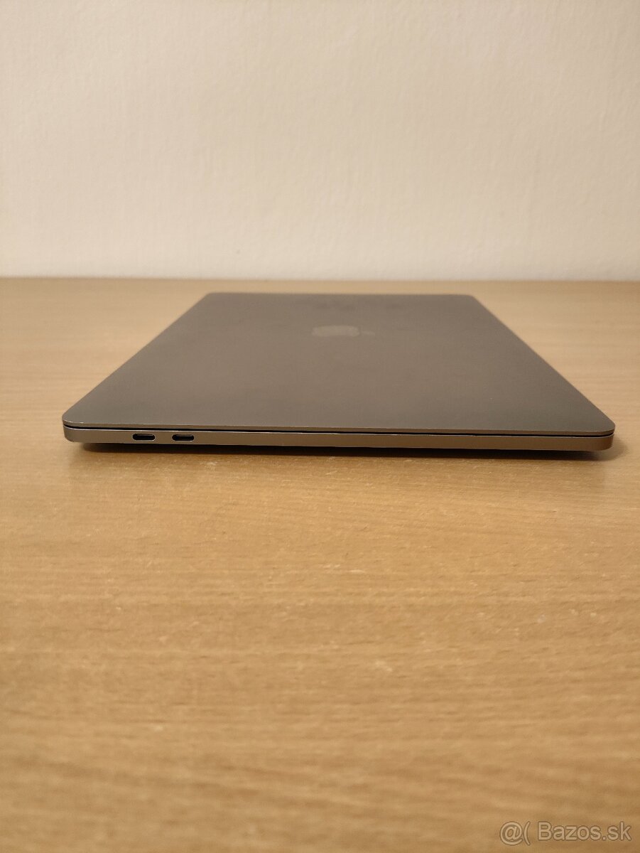 MacBook Pro 13 2020 | Core i5 • 8GB • SSD - 9