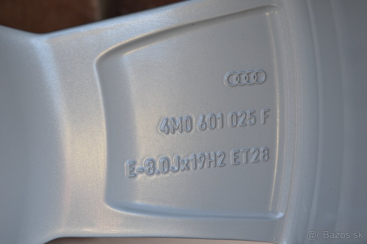 5x112 R19 Zimna sada Original Audi Q7 alevo VW Touareg - 9