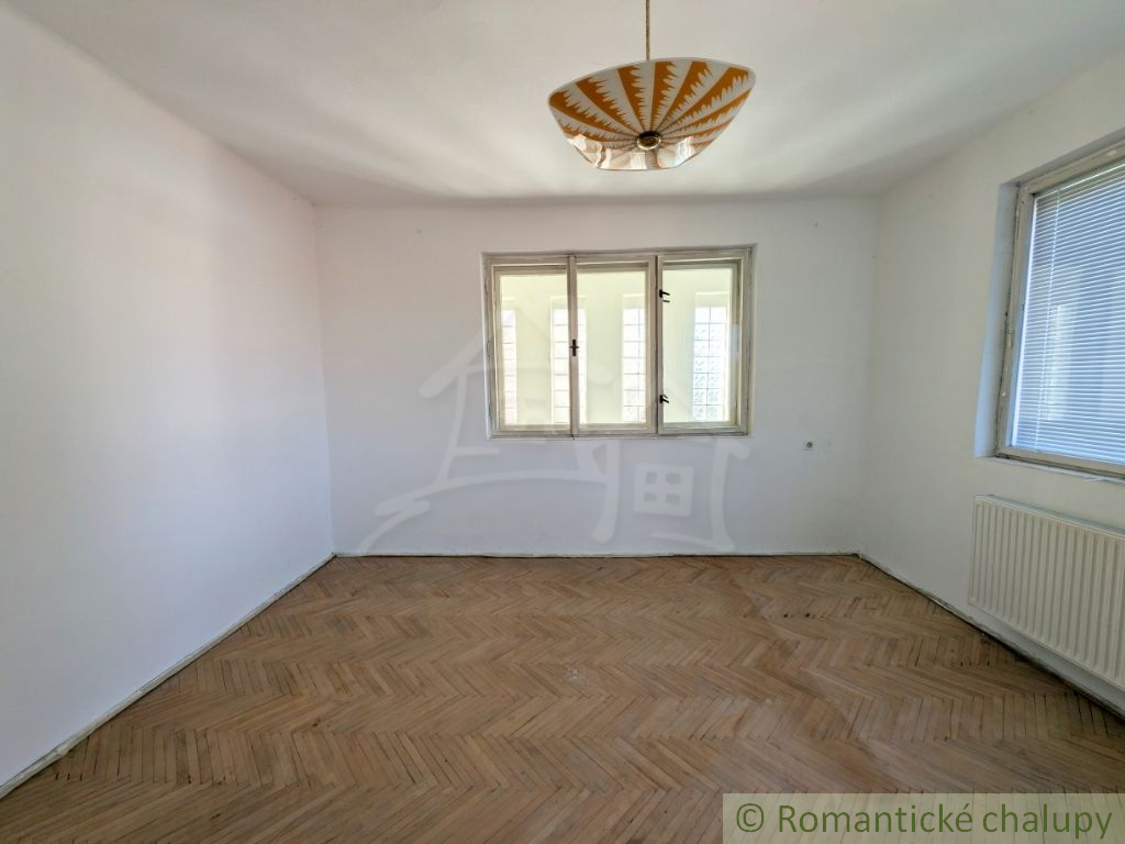 Rodinný dom na predaj neďaleko Domaše - Žalobín - 9