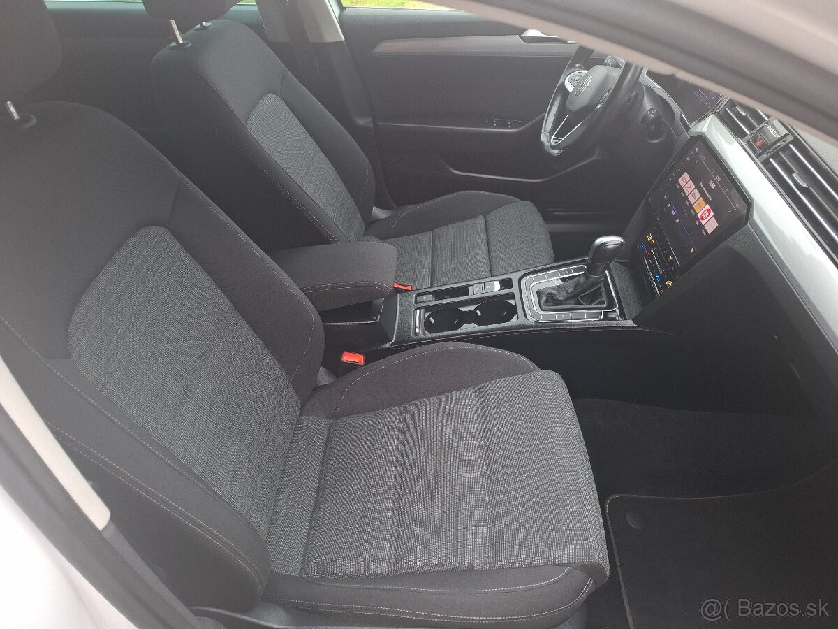 VW PASSAT B8 COMBI 2.0TDi DSG 110kW VIRTUAL/ACC/KAMERA/... - 9