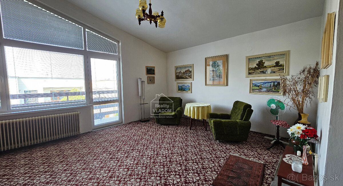 Veľký rodinný dom s veľkým pozemkom na ul. M. Uhra. - 9