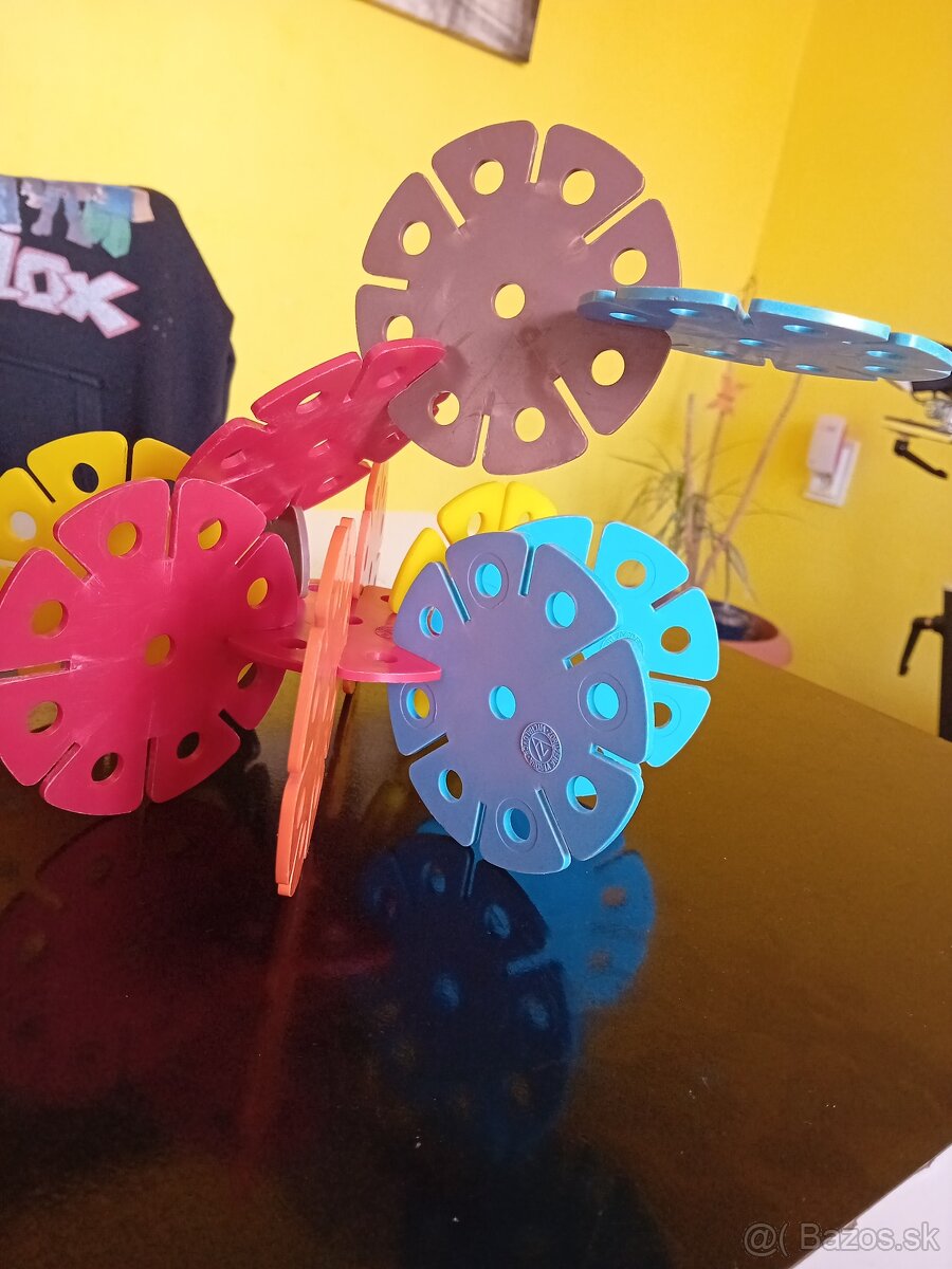 Retro hračky rôzne - 9