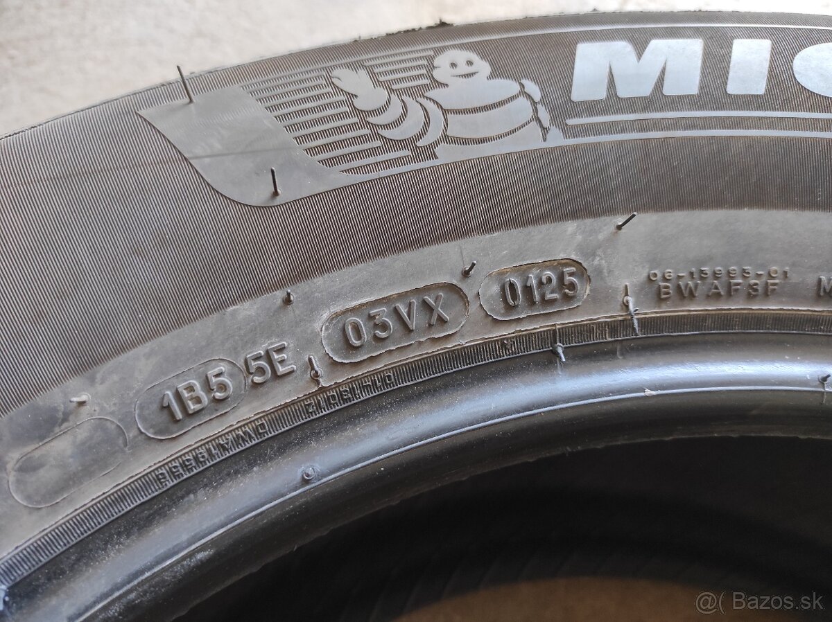 Celoročné pneumatiky 265/60 R18 Michelin - 9
