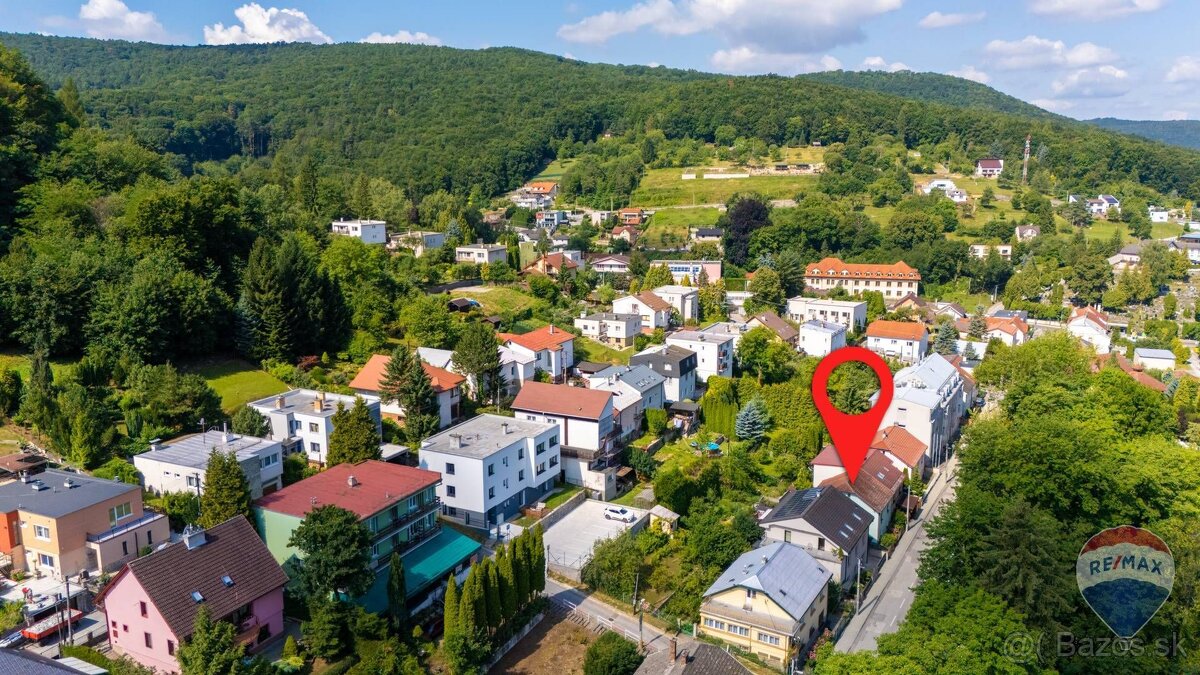 na predaj rodinný dom Trenčianske Teplice centrum pozemok 38 - 9