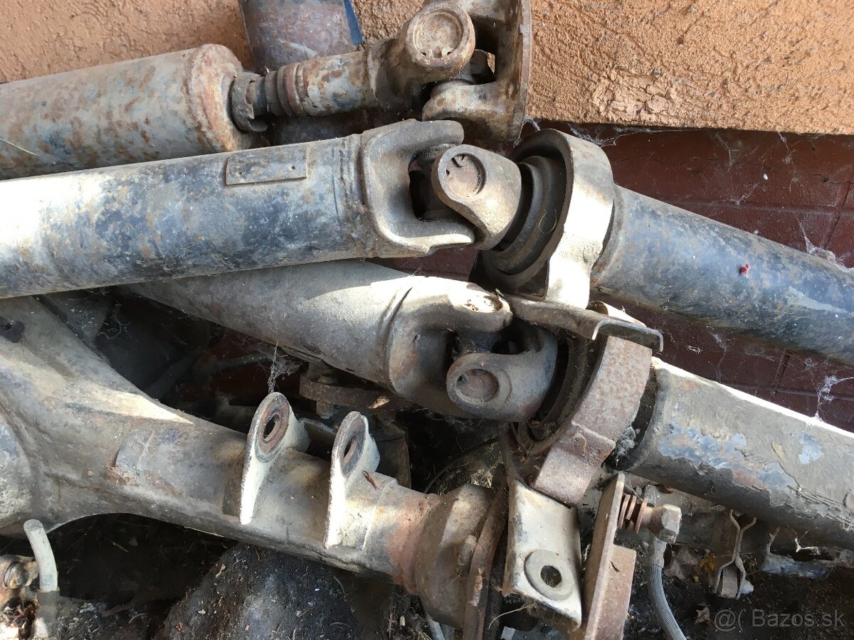 3x náprava Lada Žigula, 2 originál, 1 skracovaná - 9