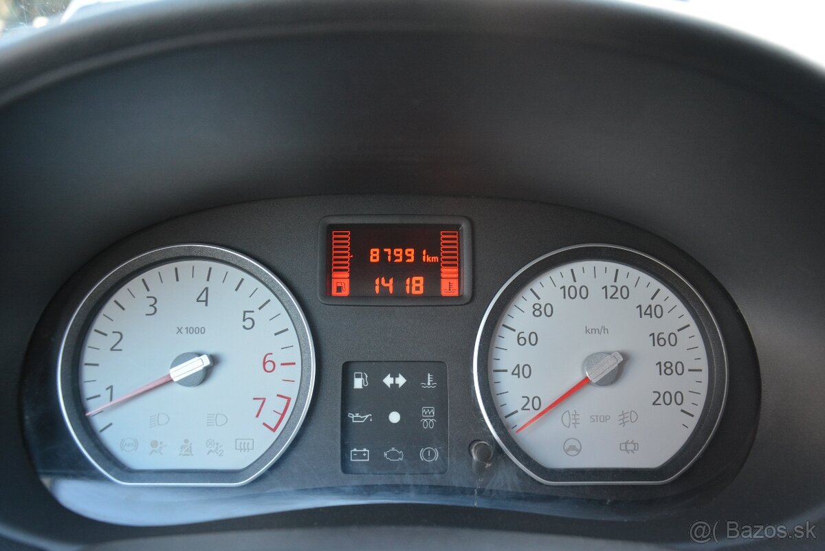 Dacia Logan MCV 1.6 SR voz - 9