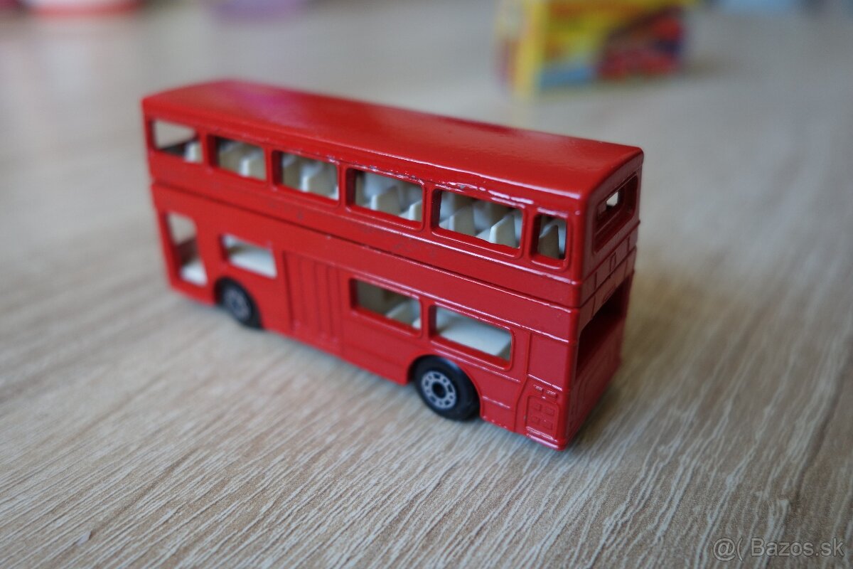 Matchbox Superfast No. 17 The Londoner - 9