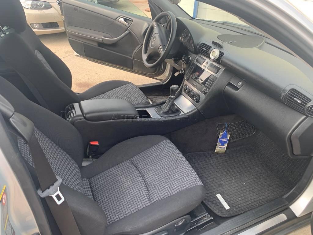 rozpredám: Mercedes triedy C model w203 C Sportcoupe 220 Cdi - 9