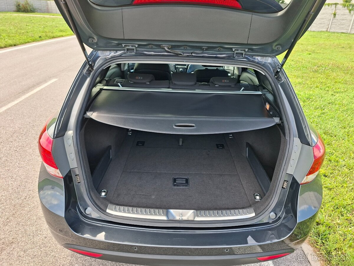 Hyundai i40 CW 1.7 CRDI AUTOMAT - 9