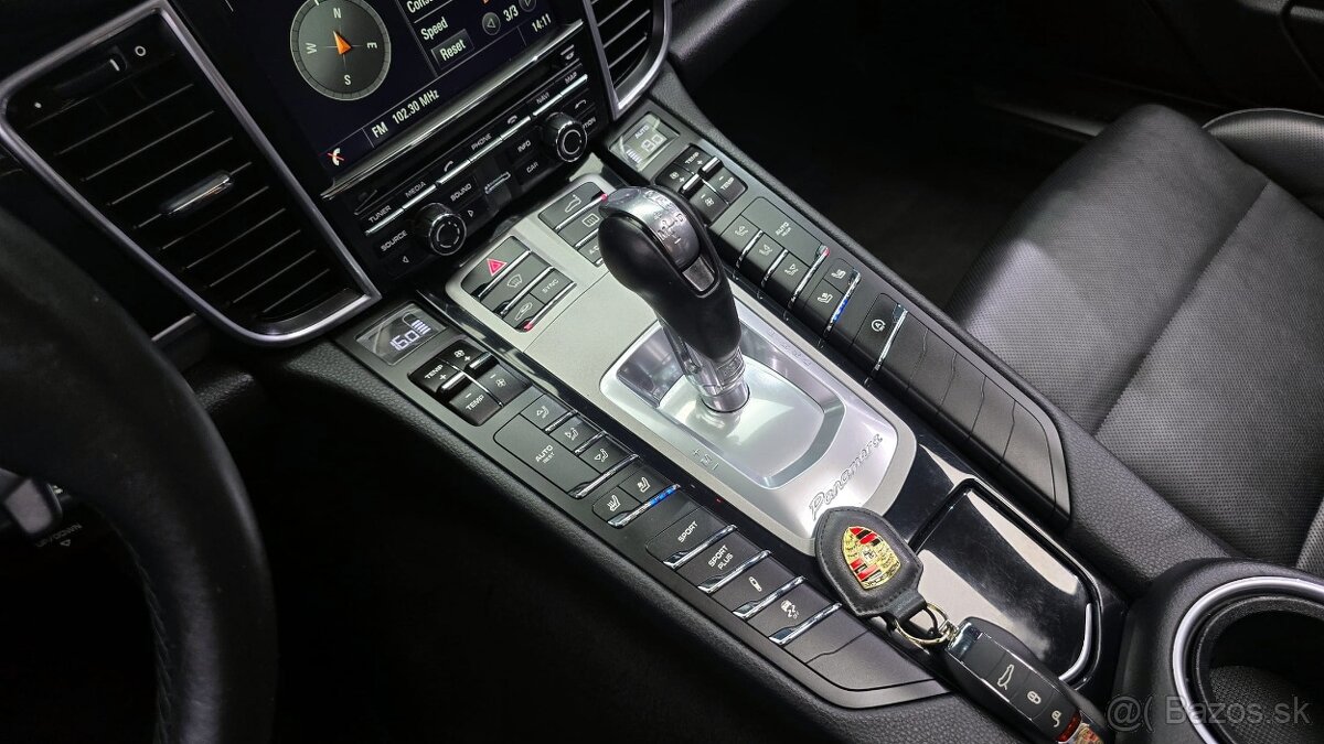 2016 PORSCHE PANAMERA 3.6 AWD - 9