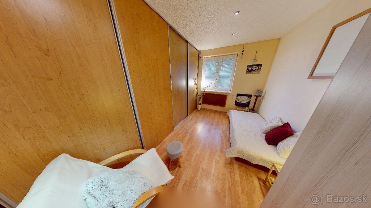 NAJLACNEJŠÍ 3- izbový byt Topoľčany, neďaleko ZKW - 9