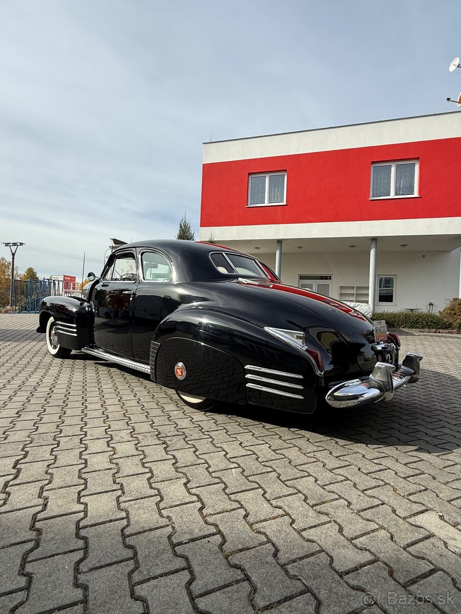 1941 Cadillac Series 62 Coupe - 9