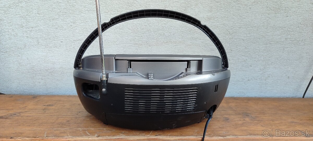 Radiomagnetofon Sony - 9