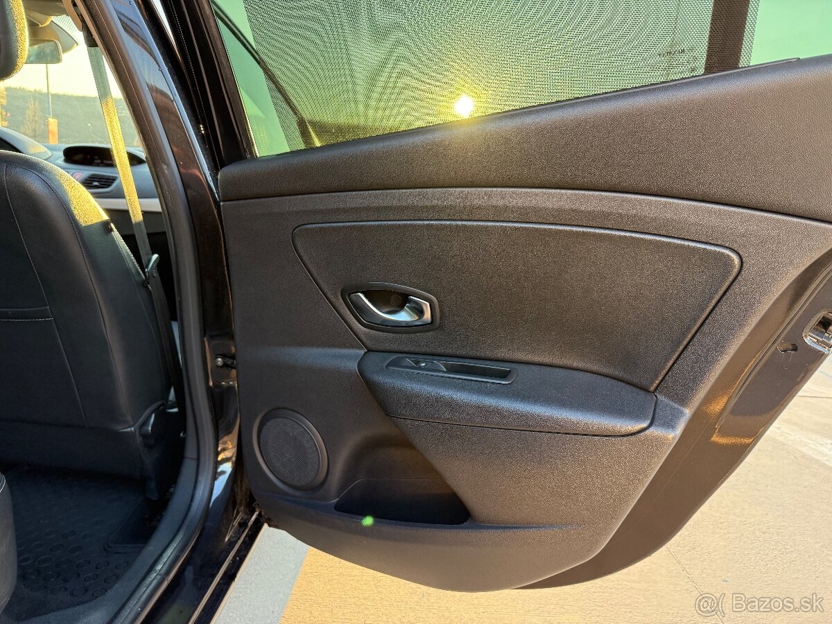 Renault Fluence 1.5dci 81kw, r.v. 2/2011 - 9