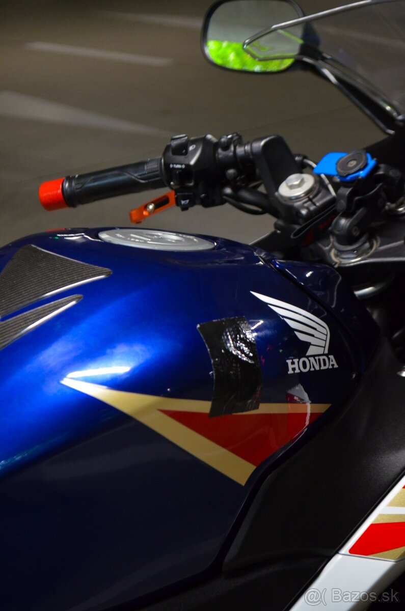 Honda CBR 250R - 9