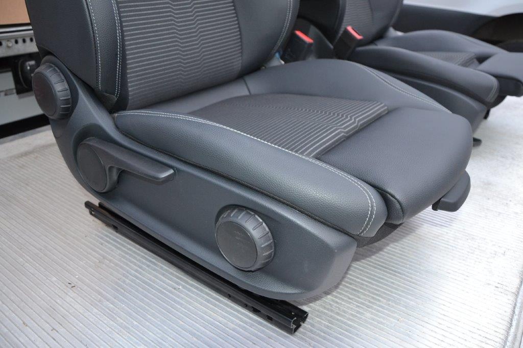 Mercedes-Benz Sprinter, Vito přední sedačky - 9