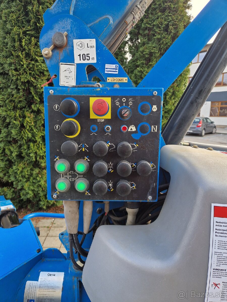 Pracovná plošina Genie TZ50, rok 2012, 18m - 8,5 bočný - 9