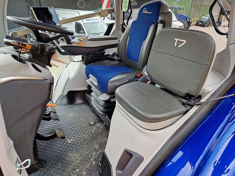 Traktor New Holland T7.340 HD Blue Power + RTK - 9