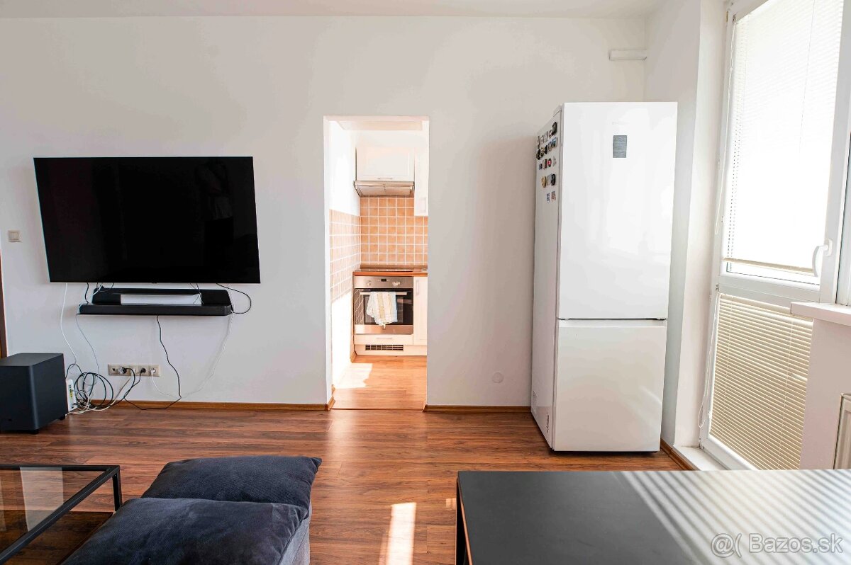 Realitný kancelária REALADR s.r.o. - 9